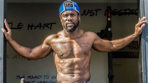 Kevin Hart Flaunts Washboard Abs In Sexy Underwear Pic Hard Work Is