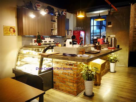 See the river cruise past by while eating the best cendol in town. Slurp Cafe @ 3 Two Square PJ