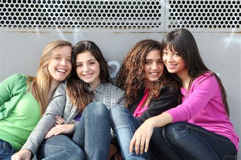 Group Teen Girls Stock Image Image Of People Teenagers 22068899