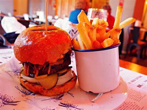 6 Places to Eat in Edinburgh | Places to eat, Places, Edinburgh