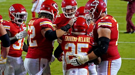 Chiefs Rookie Rb Clyde Edwards Helaire Scores First Career Touchdown