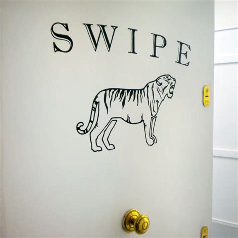 Swipe Agency Lettering Gora