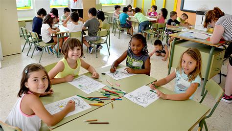 120 Niños Y Niñas De Lorquí Disfrutan De Las Actividades De La Escuela
