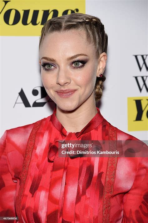 Amanda Seyfried Attends The While Were Young New York Premiere At