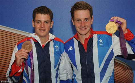 May 13, 2021 · alex yee was 14 when the brownlee brothers first graced the olympic podium at london 2012. Olympics 2012 men's triathlon: Alistair Brownlee wins gold ...