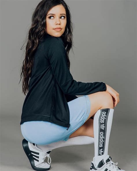 picture of jenna ortega