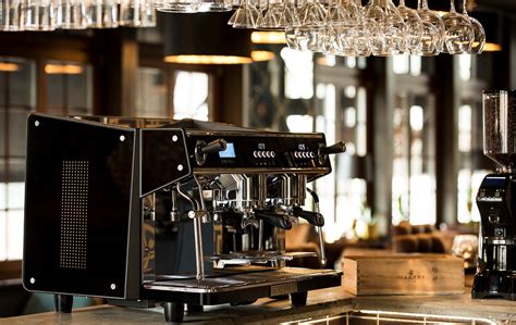 Must contain at least 4 different symbols; Expobar Photos