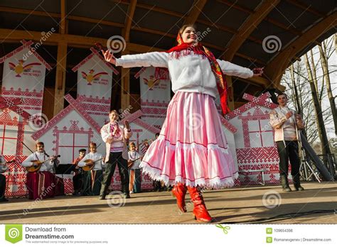 Russian Folk Perfomance Editorial Stock Photo Image Of Woman