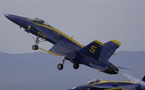 Blue Angel 5 Take Off Pictures From The 2016 Los Angeles C Flickr