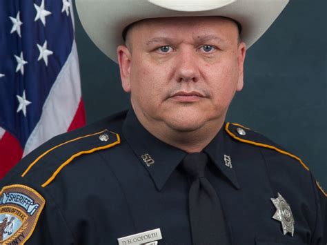 Investigator On Texas Deputy S Murder Case Admits To Sexual Contact With Witness Court