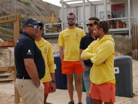 De acordo com a notícia avançada pelo correio da manhã, o autarca, de 53 anos, apresentava um golpe. Presidente da Câmara realizou visita técnica à zona balnear do concelho de Torres Vedras
