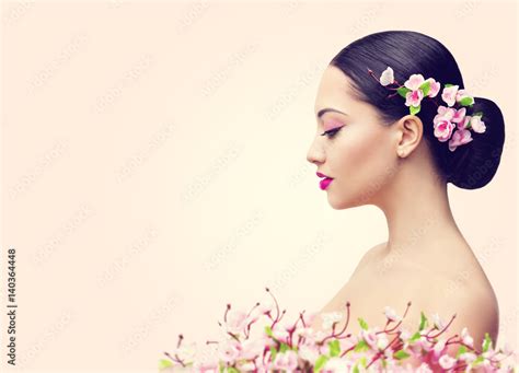 Japanese Girl And Flowers Asian Woman Beauty Makeup Profile Beautiful