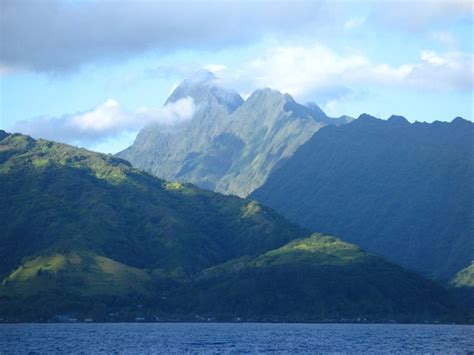 20 Must Visit Attractions In Tahiti Recommended Tips