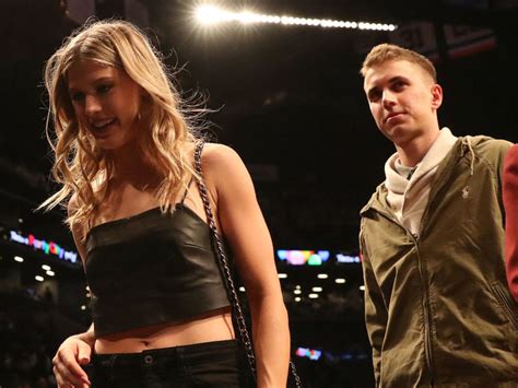 Tennis Star Bouchard Agrees To 2nd Outing With Super Bowl Bet Date