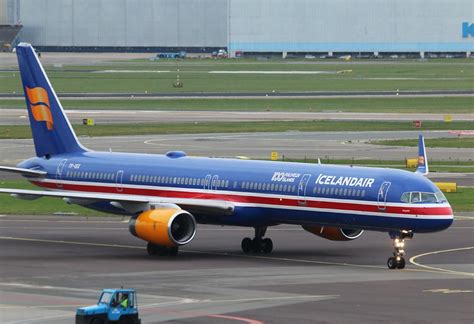 Boeing 757 300 Icelandair 100 Years Independence