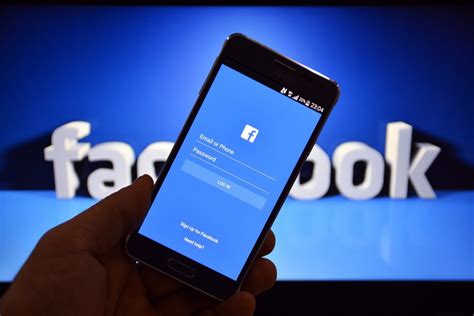 top 5 ways hackers use to hack facebook account