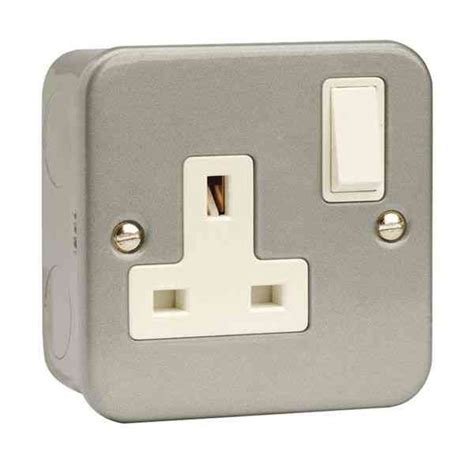 Rr 13a Gang Metal Clad Single Switched Socket Outlet W3001 Mc