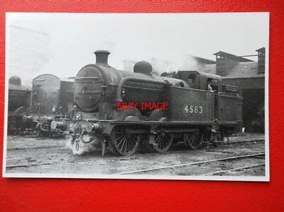 PHOTO LNER EX GNR CLASS N1 0 6 2T LOCO NO 4583 AT HORNSEY 22 5 46 BR