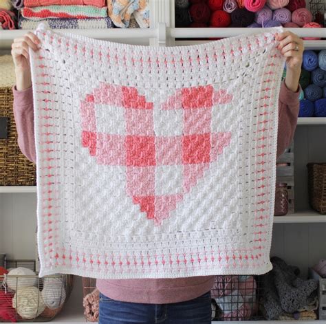 50 Free Modern Crochet Baby Girl Blanket Patterns Daisy