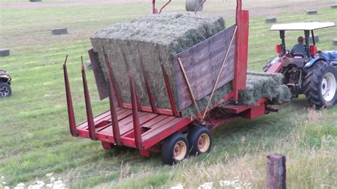The Modern Way To Pick Up Hay Bales Youtube