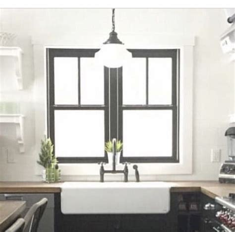 Black Windows With White Trim Black Window Trims Black Windows