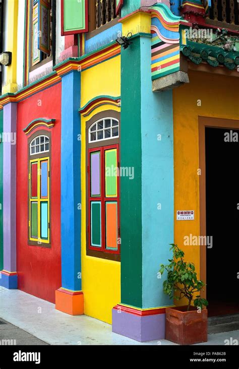 Colourful Windows Singapore Hi Res Stock Photography And Images Alamy