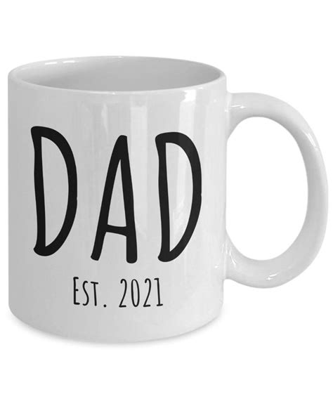 Check out best gifts for new dads on teoma. Dad Est 2021 Mug Fathers Day Gift Mug for Dad New Dad Mug ...
