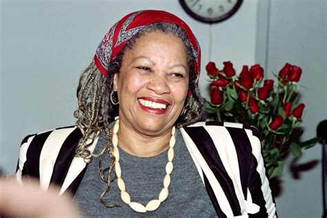 Toni Morrison Dies At Age 88 5 Facts About The Nobel And Pulitzer