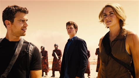 The Allegiant Trailer Is Here Get A First Look At The Third