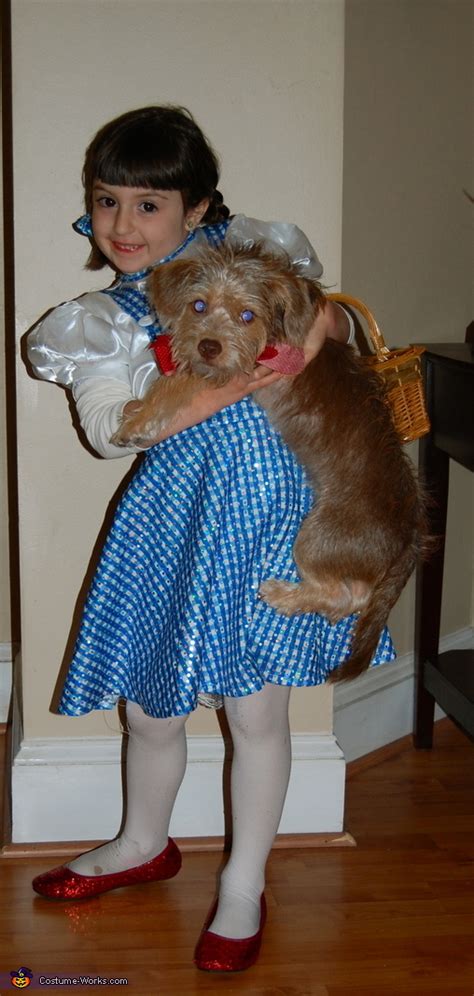 Dorothy And Toto Halloween Costume Idea