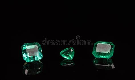 Emerald Gemstone Stock Image Image Of Stone Loose 176024997