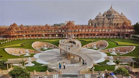 Best Tourist Places Near New Delhi Railway Station For A Quick Delhi Tour