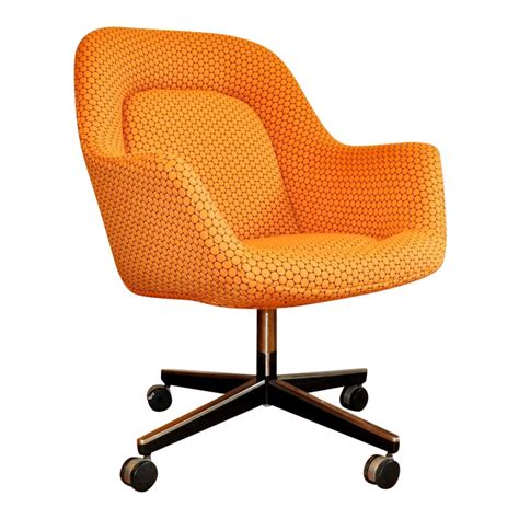 Shop wayfair for all the best orange desk chairs. 1960s Mid-Century Modern Knoll International Orange ...