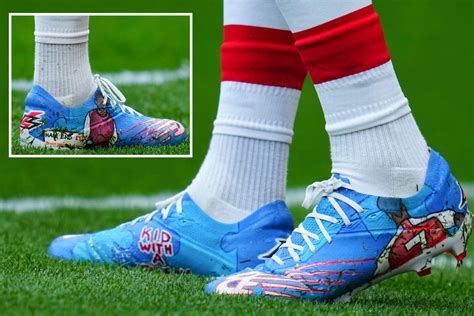 Arsenal Star Bukayo Saka Shows Off Incredible New Custom Boots With