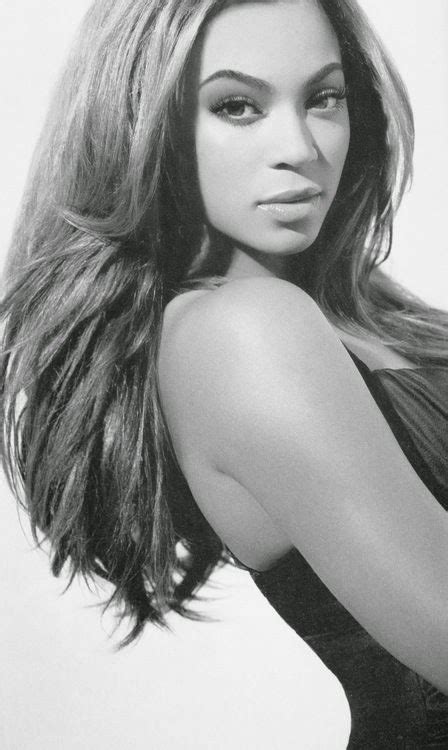 Morably — Black and White Beyonce - 11 photos