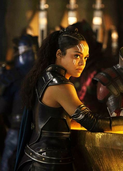 Pin By Down Movies On My Taste Valkyrie Costume Marvel Photo Marvel
