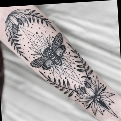 Tattoo Uploaded By Tommy Sisneros Cicada Geometric Tattoodo