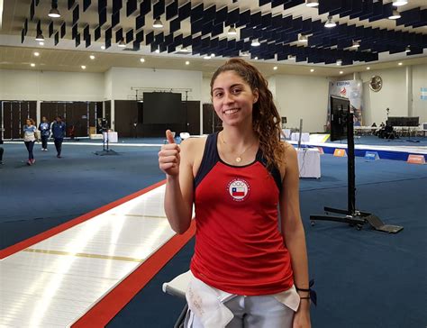 Una muy buena actuación ha realizado la nadadora nacional kristel kóbrich en el nacional argentino de natación, el cual se realiza en buenos aires, quedándose con cuatro medallas de oro. FOTOS y VIDEOS | Cochabamba 2018: Seis medallas de oro dan ...