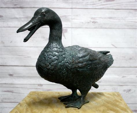 Bronzeskulpturen Skulptur Bronzefigur Ente Mit Wasserspeier Gewicht Ca