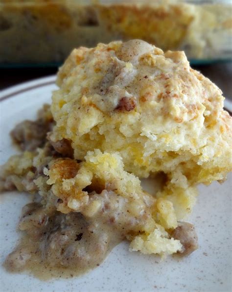 The Cooking Actress Sausage Gravy And Biscuits Casserole