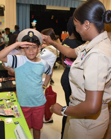 Dvids News Navsup Flc Norfolk Sailors Talk Navy With Elementary