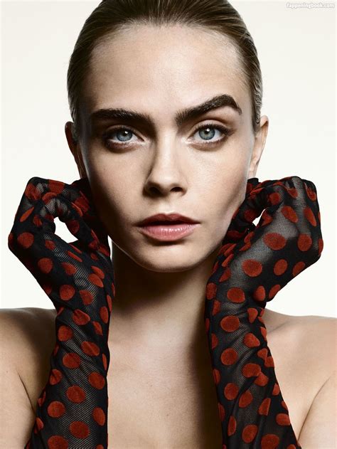 Cara Delevingne Nude Sexy The Fappening Uncensored Photo