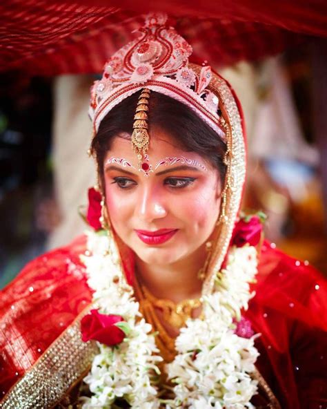 Bong Bride Bengali Bride Bengali Wedding Saree Wedding Indian Bride