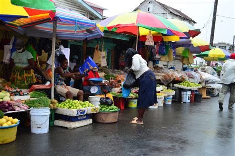 Market vendors battling drop in business from COVID-19 - Stabroek News