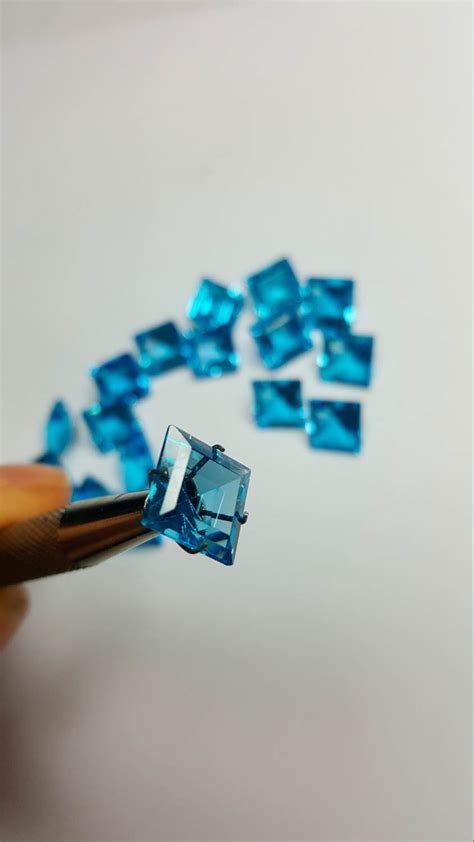 Swiss Blue Topaz Grade Aaa Genuine Natural Bright Blue Excelent Quality