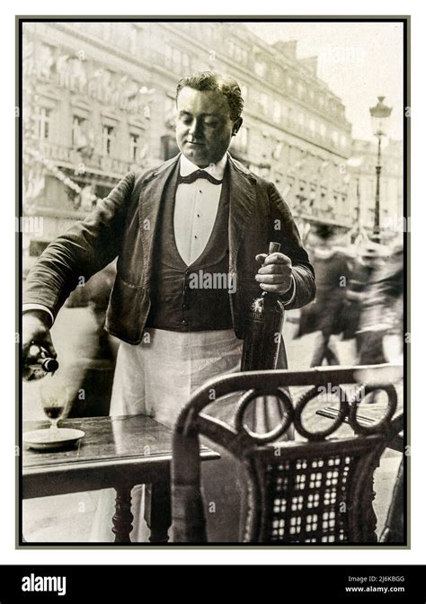 Paris 1900s Cafè Cut Out Stock Images And Pictures Alamy