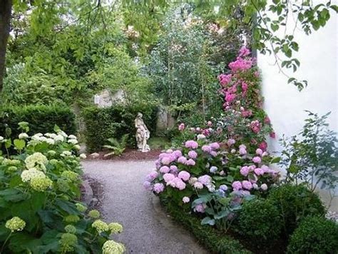 Check spelling or type a new query. Der romantische Garten | Garten, Garten gestalten ideen ...