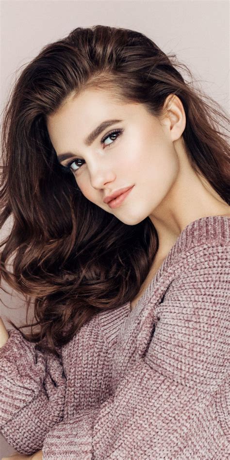 brunette pretty girl model sweater 1080x2160 wallpaper brunette girl brunette beauty beauty