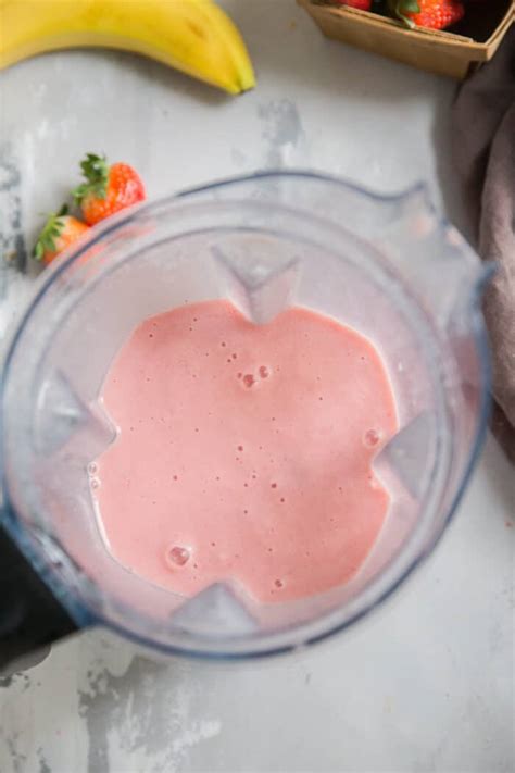 Strawberry Banana Smoothie Recipe