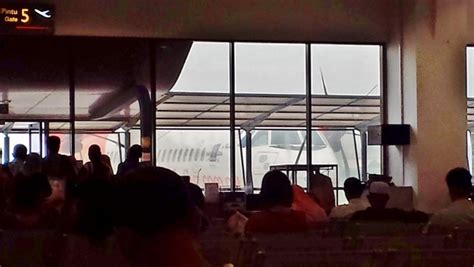 Our flight from subang to penang. Flying Firefly Airlines from Subang to Penang - Heels ...